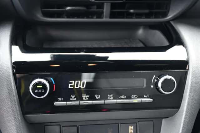 Toyota Yaris Cross (2023) thumbnail 17