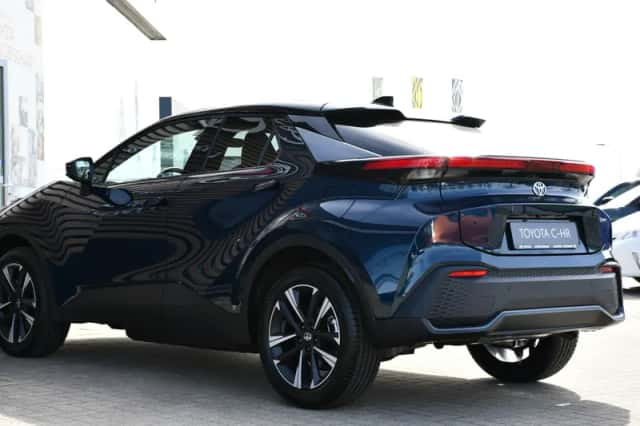 Toyota C-HR (2026) thumbnail 11