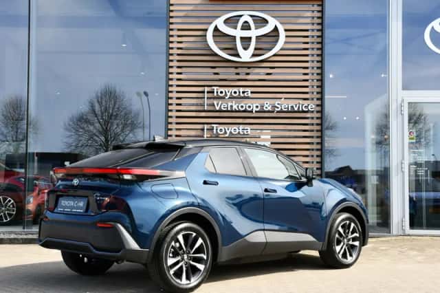 Toyota C-HR (2026) thumbnail 13