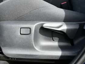 Toyota C-HR (2026) thumbnail 21