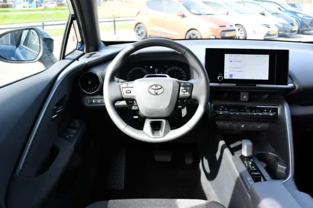 Toyota C-HR (2026) thumbnail 22
