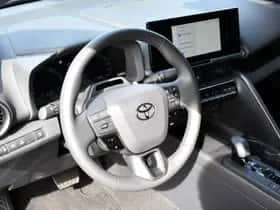 Toyota C-HR (2026) thumbnail 25