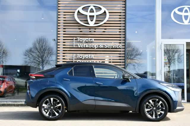 Toyota C-HR (2026) thumbnail 7