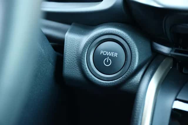 Toyota C-HR (2025) thumbnail 17