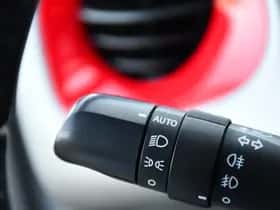 Toyota Aygo (2014) thumbnail 17