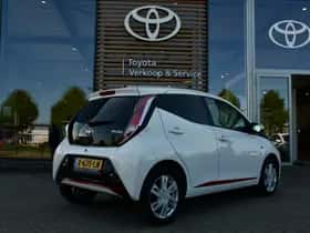 Toyota Aygo (2014) thumbnail 7