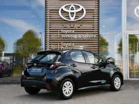 Toyota Yaris (2025) thumbnail 3
