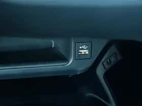 Toyota C-HR thumbnail 23