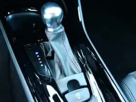 Toyota C-HR thumbnail 25