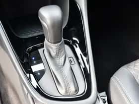 Toyota Yaris thumbnail 15