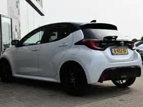Toyota Yaris thumbnail 9