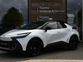 Toyota C-HR (2025) thumbnail 1