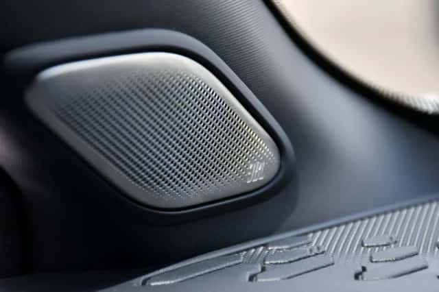 Toyota C-HR (2025) thumbnail 41