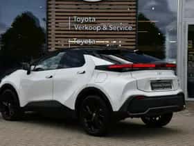 Toyota C-HR (2025) thumbnail 9