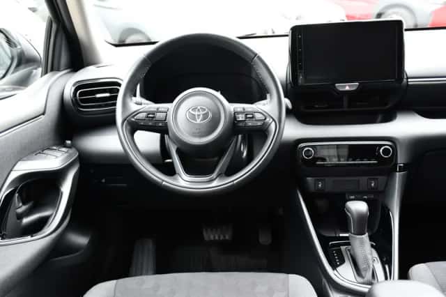 Toyota Yaris (2025) thumbnail 15