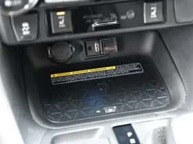 Toyota RAV4 (2021) thumbnail 21