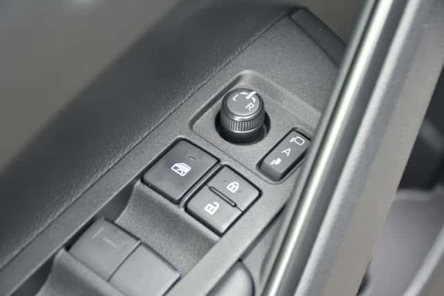 Toyota Corolla (2026) thumbnail 9