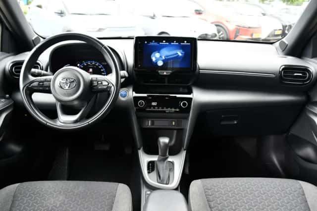 Toyota Yaris Cross (2022) thumbnail 1