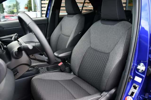 Toyota Yaris Cross (2025) thumbnail 4