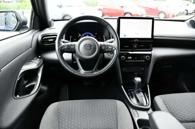 Toyota Yaris Cross (2025) thumbnail 2