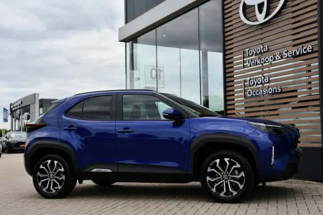 Toyota Yaris Cross (2025) thumbnail 3