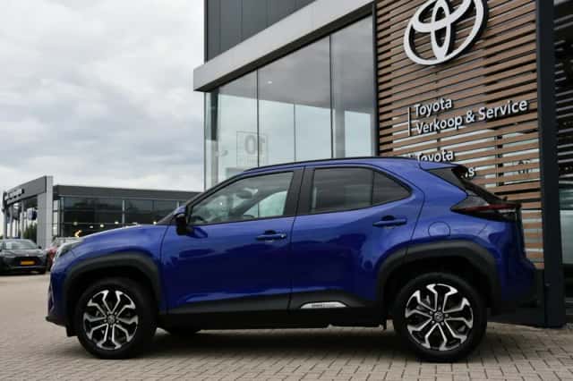 Toyota Yaris Cross (2025) thumbnail 5