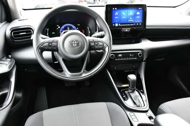 Toyota Yaris (2026) thumbnail 2