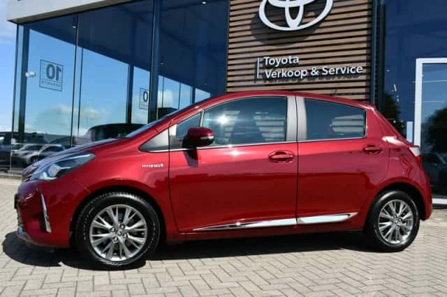 Toyota Yaris (2018) thumbnail 5