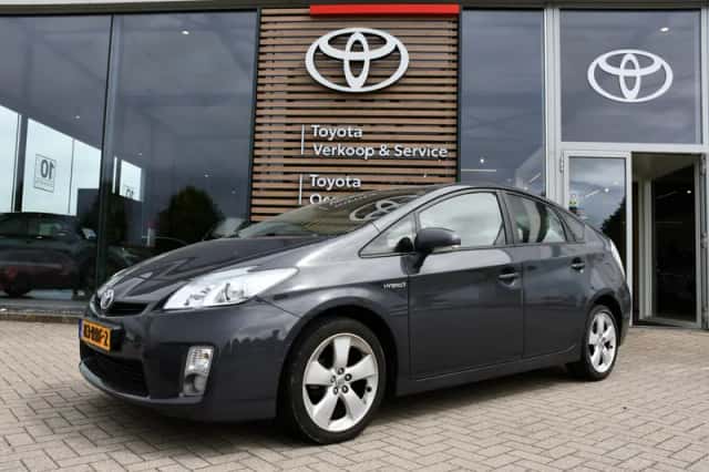 Toyota Prius (2011) thumbnail 1