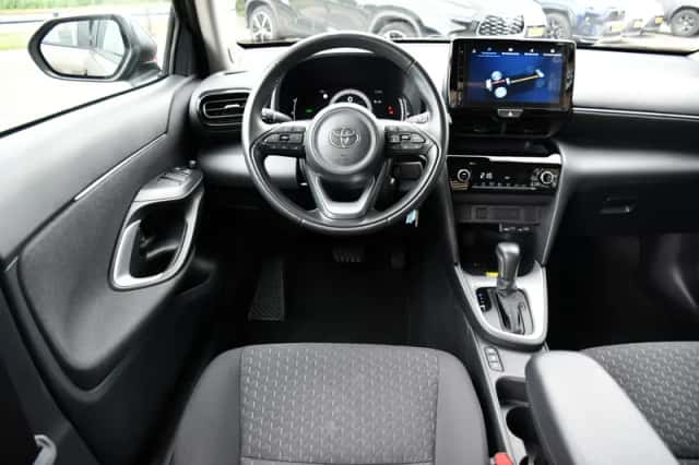 Toyota Yaris Cross (2025) thumbnail 6