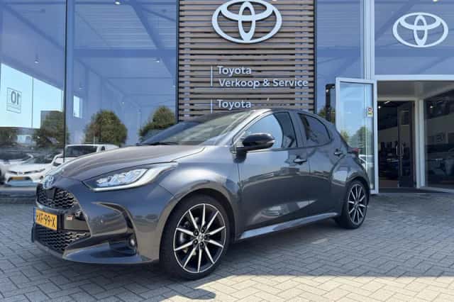 Toyota Yaris (2025) thumbnail 1