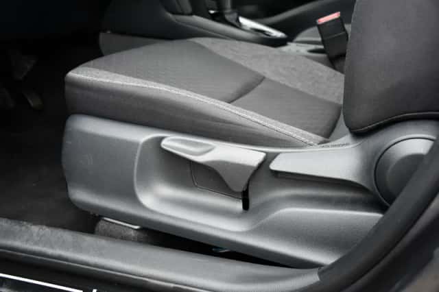Toyota Yaris Cross (2025) thumbnail 4