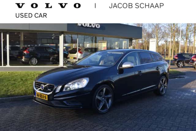 Volvo V60 (2012) thumbnail 1