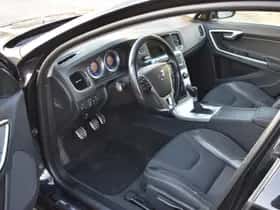 Volvo V60 (2012) thumbnail 19