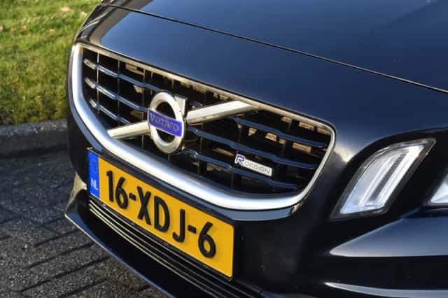 Volvo V60 (2012) thumbnail 5