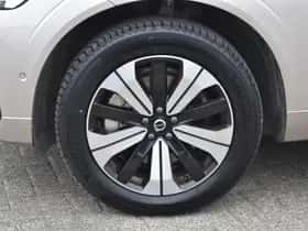 Volvo XC60 (2025) thumbnail 6