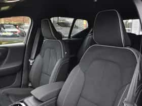 Volvo EX40 (2025) thumbnail 18