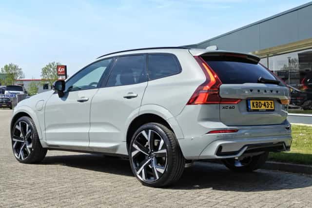 Volvo XC60 (2026) thumbnail 4