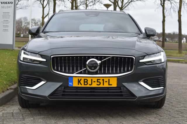 Volvo V60 (2026) thumbnail 2