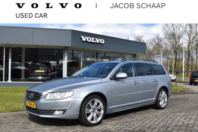 Volvo V70 (2015) thumbnail 1