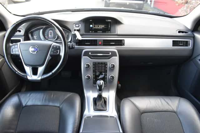 Volvo V70 (2015) thumbnail 4