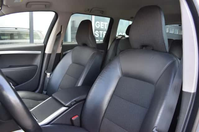 Volvo V70 (2015) thumbnail 6