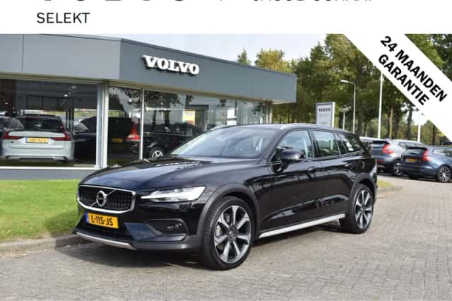 Volvo V60 (2021) thumbnail 1