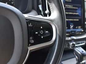 Volvo XC60 thumbnail 11