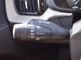 Volvo XC60 thumbnail 8