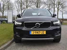 Volvo XC40 (2020) thumbnail 3