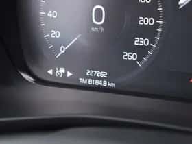 Volvo XC40 (2020) thumbnail 30