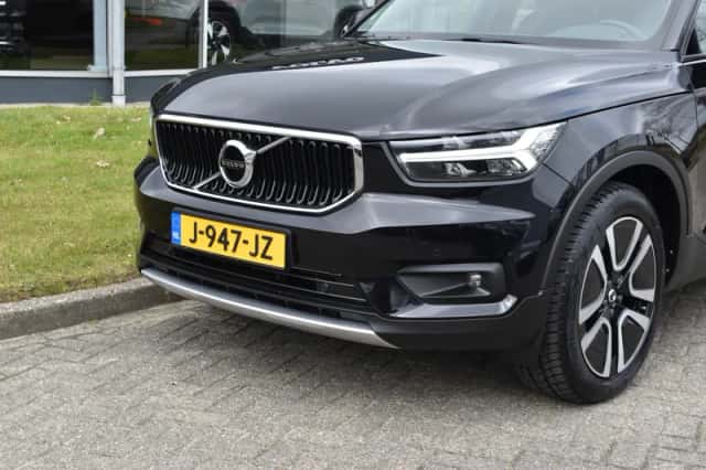 Volvo XC40 (2020) thumbnail 4