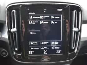Volvo XC40 (2020) thumbnail 36