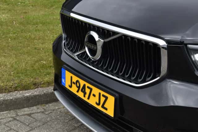 Volvo XC40 (2020) thumbnail 5